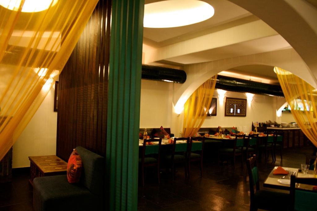 The Purple Leaf Hotels Hyderabad Eksteriør billede
